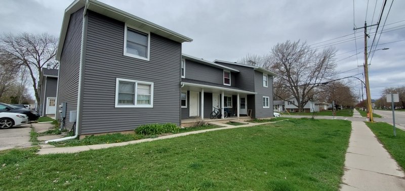 991 7th Street - B property image