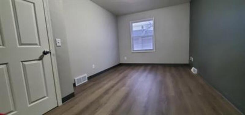 991 7th Street - B property image