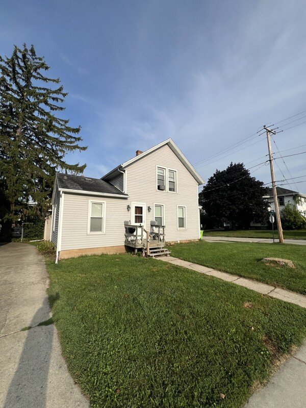 105 South St. property image
