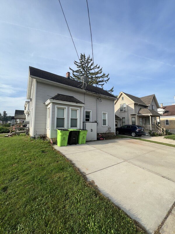 105 South St. property image