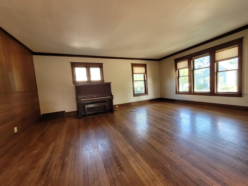 1009 North Oneida Street property image