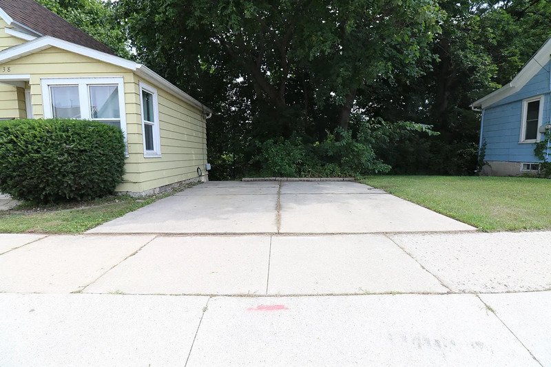 738 Broadway Street property image