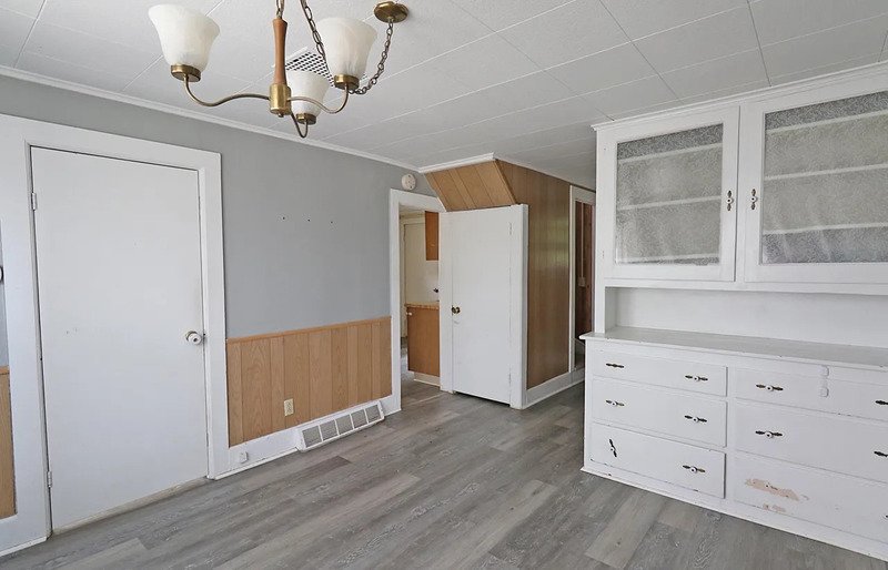 738 Broadway Street property image