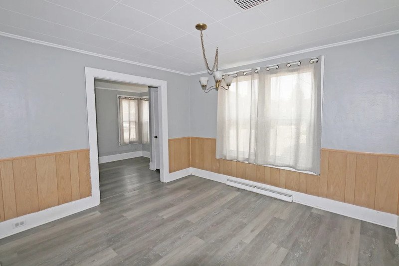 738 Broadway Street property image