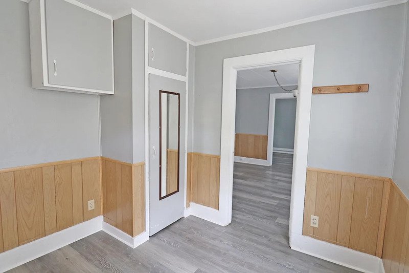 738 Broadway Street property image