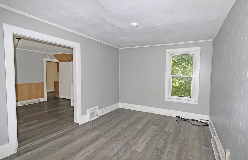 738 Broadway Street property image