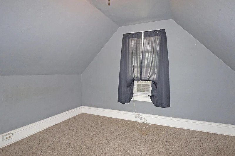 738 Broadway Street property image