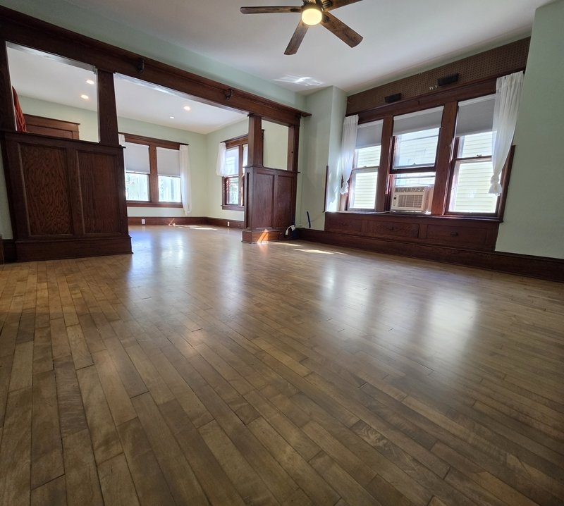 343 West 14th Avenue - 343 Lower property image