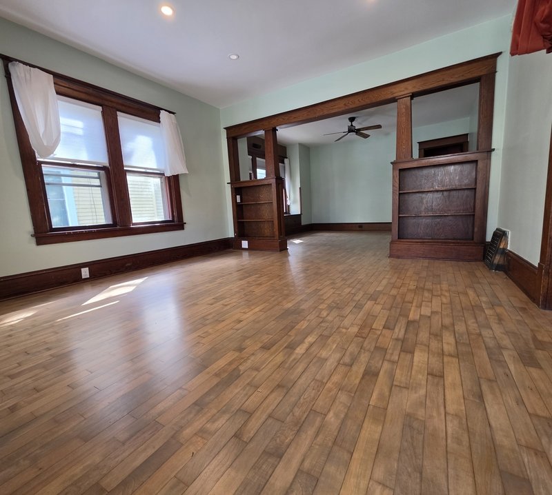 343 West 14th Avenue - 343 Lower property image