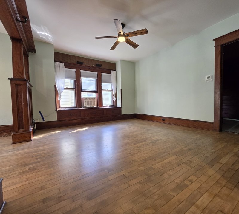 343 West 14th Avenue - 343 Lower property image
