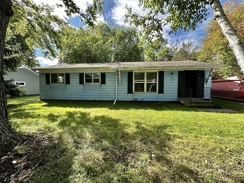 1216 Meadowview Drive property image