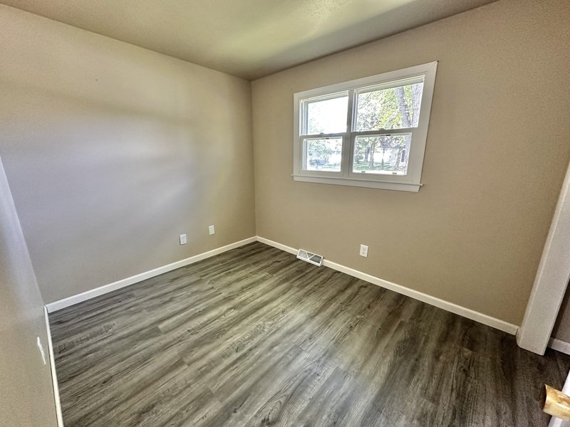 1216 Meadowview Drive property image