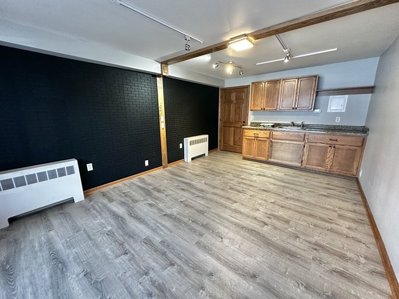 143 North 6th Ave. - Comm property image
