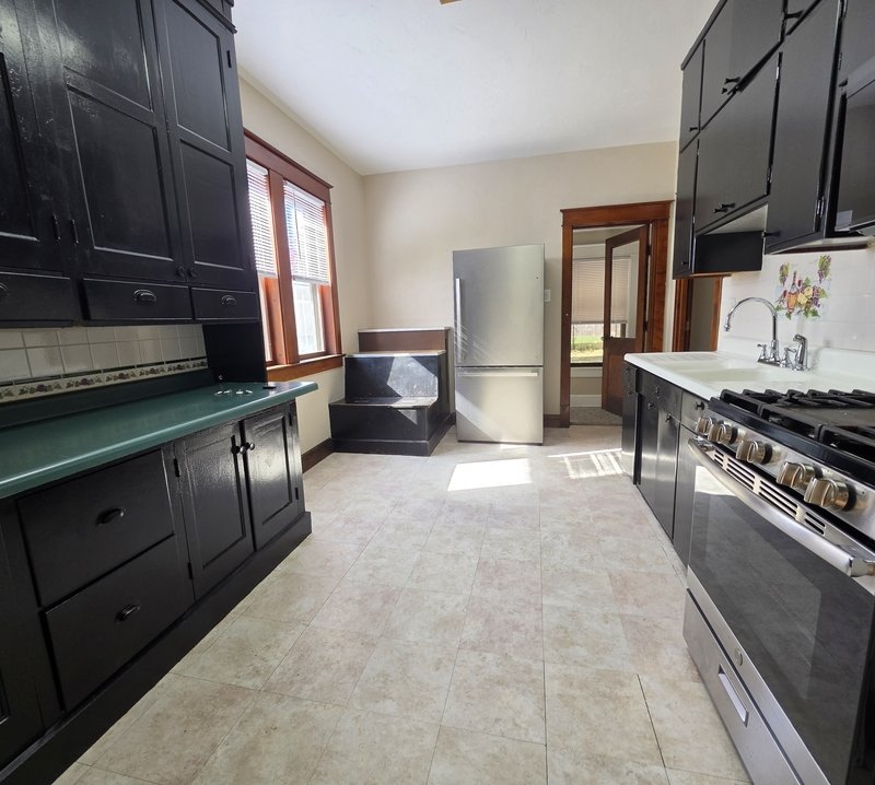 1009 North Oneida Street property image