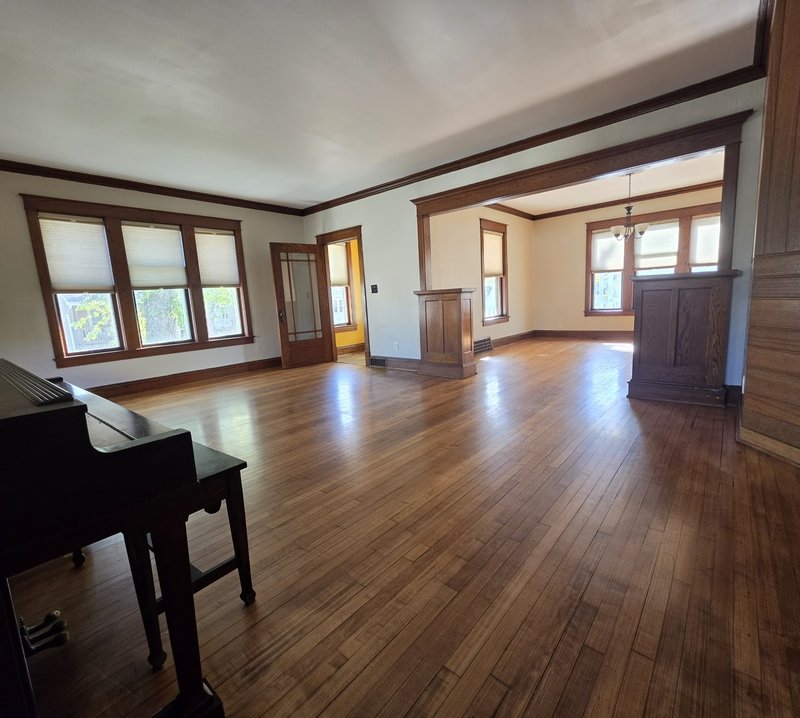 1009 North Oneida Street property image