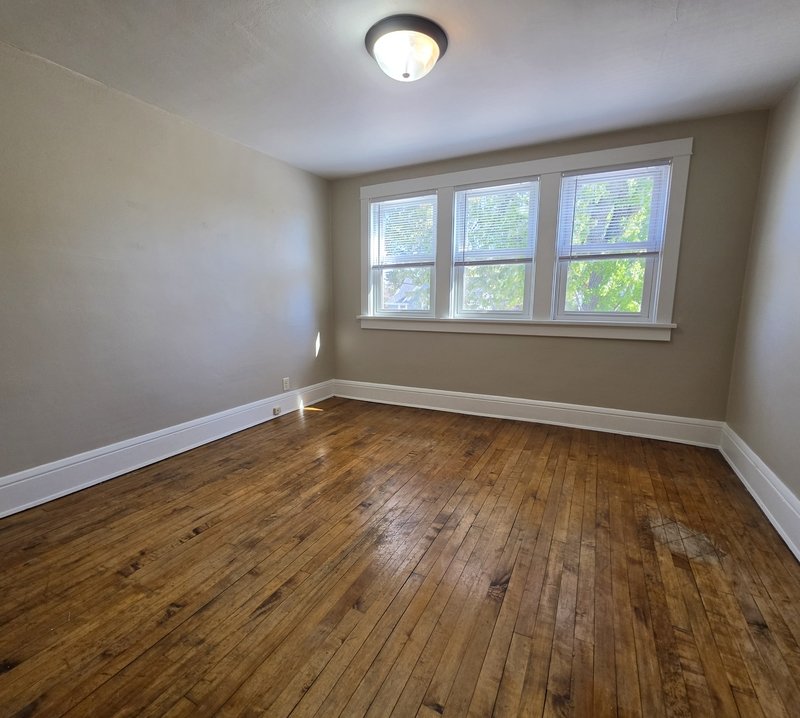 1009 North Oneida Street property image