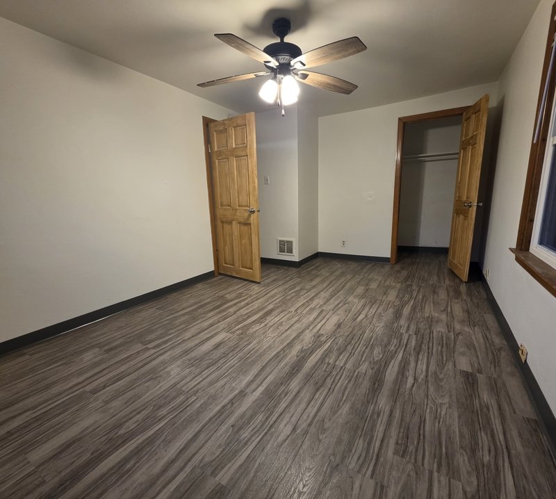 128 East Johnson Street property image