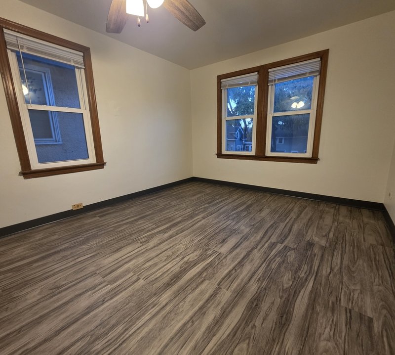 128 East Johnson Street property image