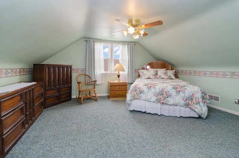 1266 Shadow Lane property image