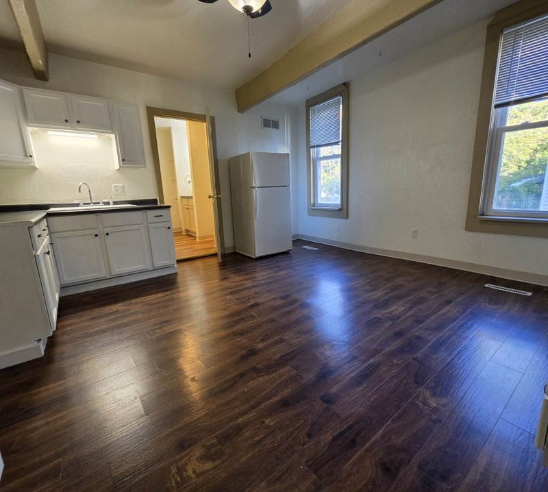 632 Bay Shore Drive - Lower property image