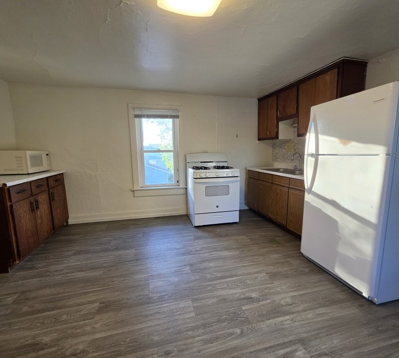 632 Bay Shore Drive - Upper property image