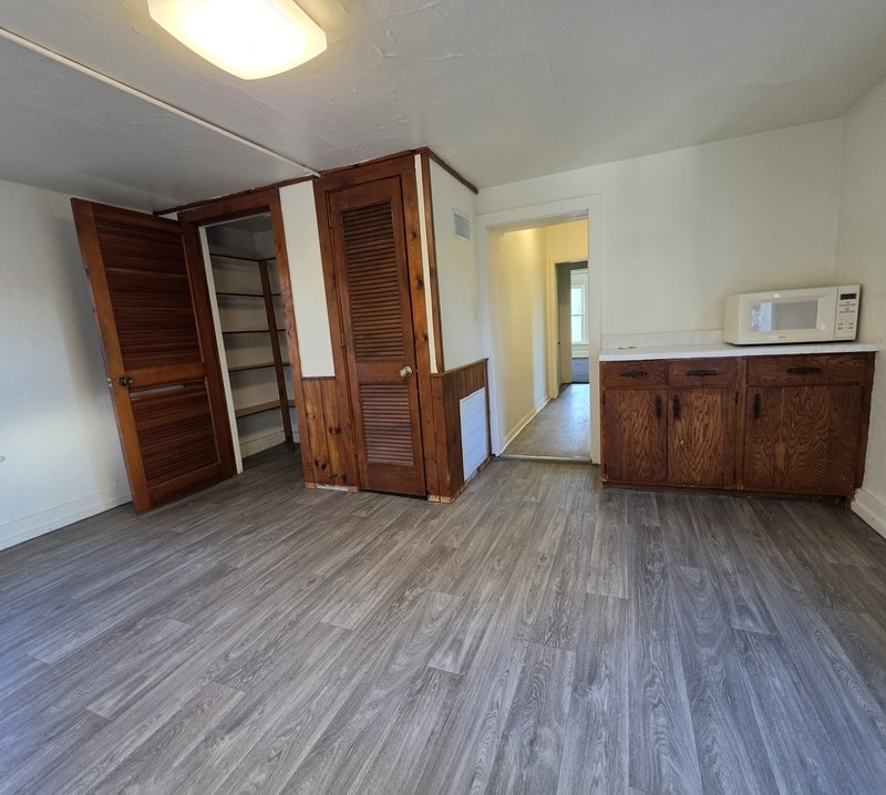 632 Bay Shore Drive - Upper property image