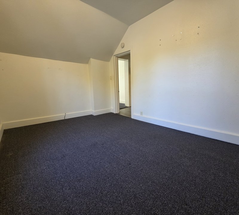 632 Bay Shore Drive - Upper property image