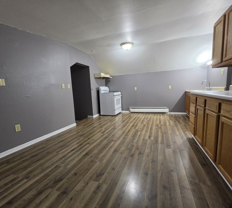 515 Jackson Street - Upper property image