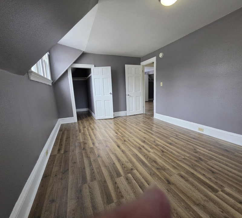 515 Jackson Street - Upper property image