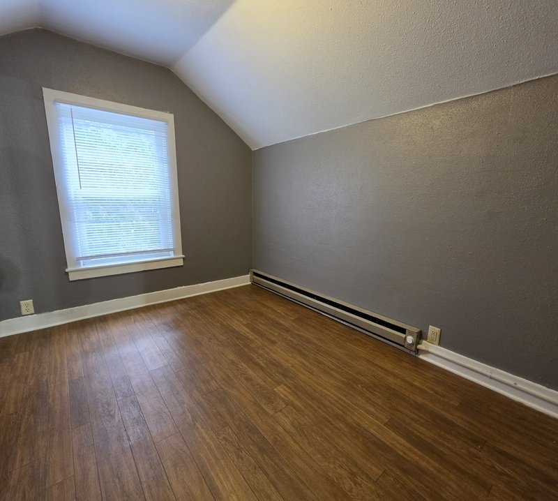 515 Jackson Street - Upper property image