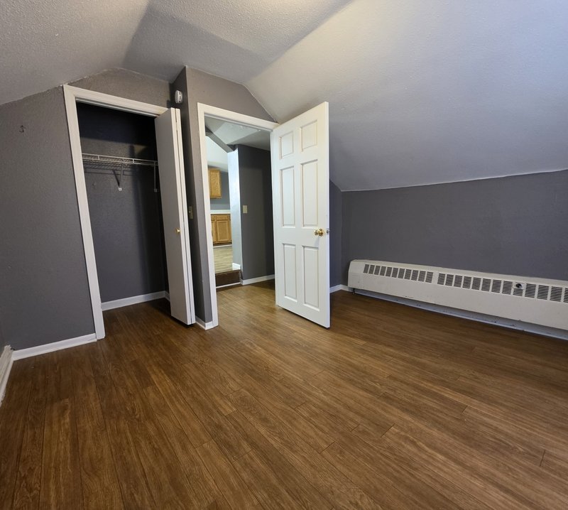 515 Jackson Street - Upper property image