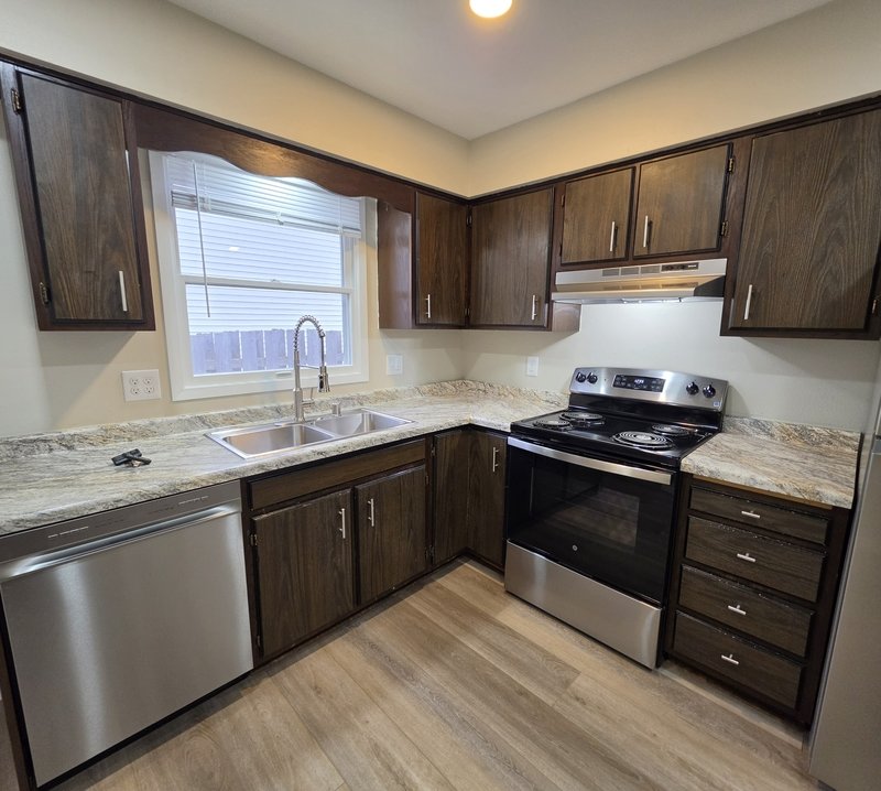 2019-2021 Parkside Drive - 2019 property image