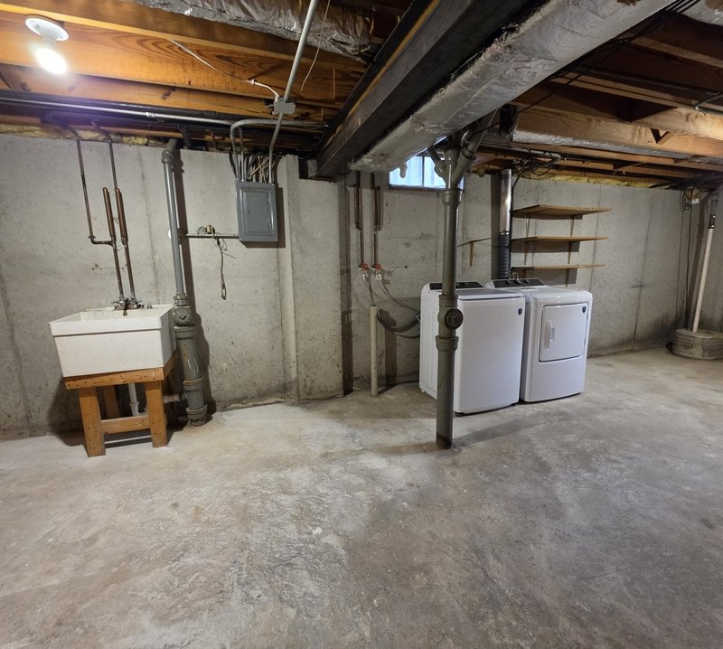 2019-2021 Parkside Drive - 2019 property image