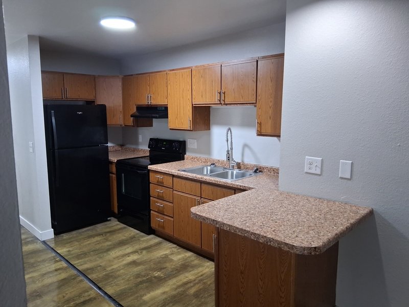 835 Wisconsin Street - 1D property image