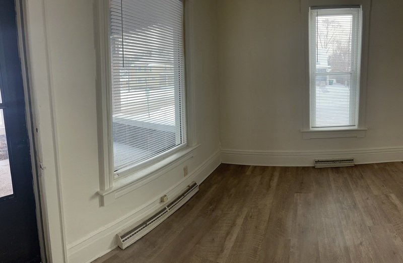 1460 Morrow Street - 1 property image