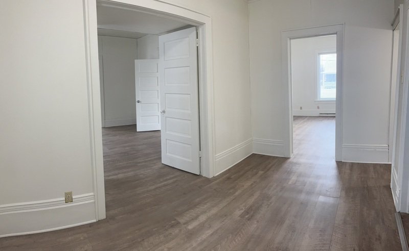 1460 Morrow Street - 1 property image