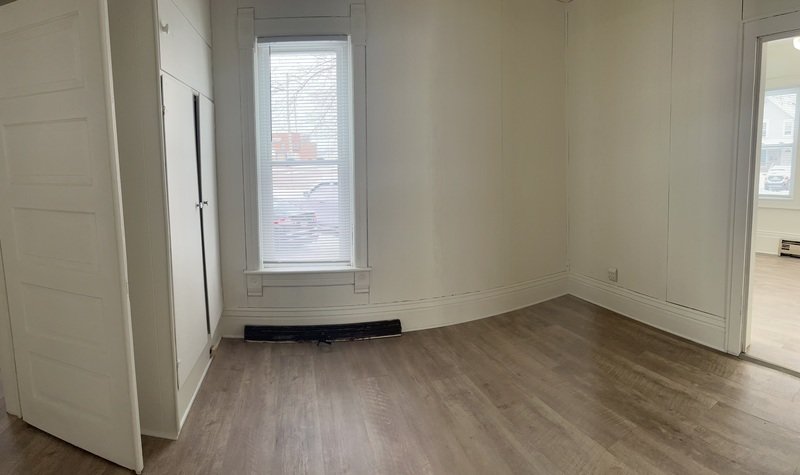 1460 Morrow Street - 1 property image