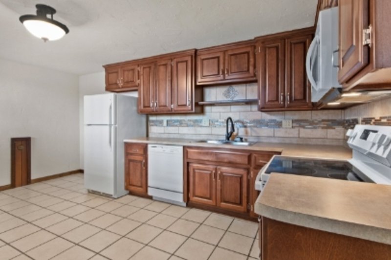 2380 Canter Lane - D property image