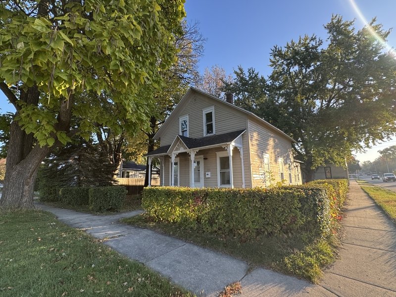 100 North Winnebago Street property image