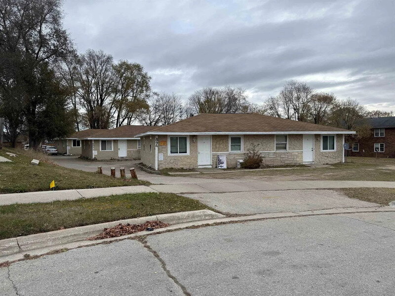 2075-2079 Imperial Lane - 2079B property image