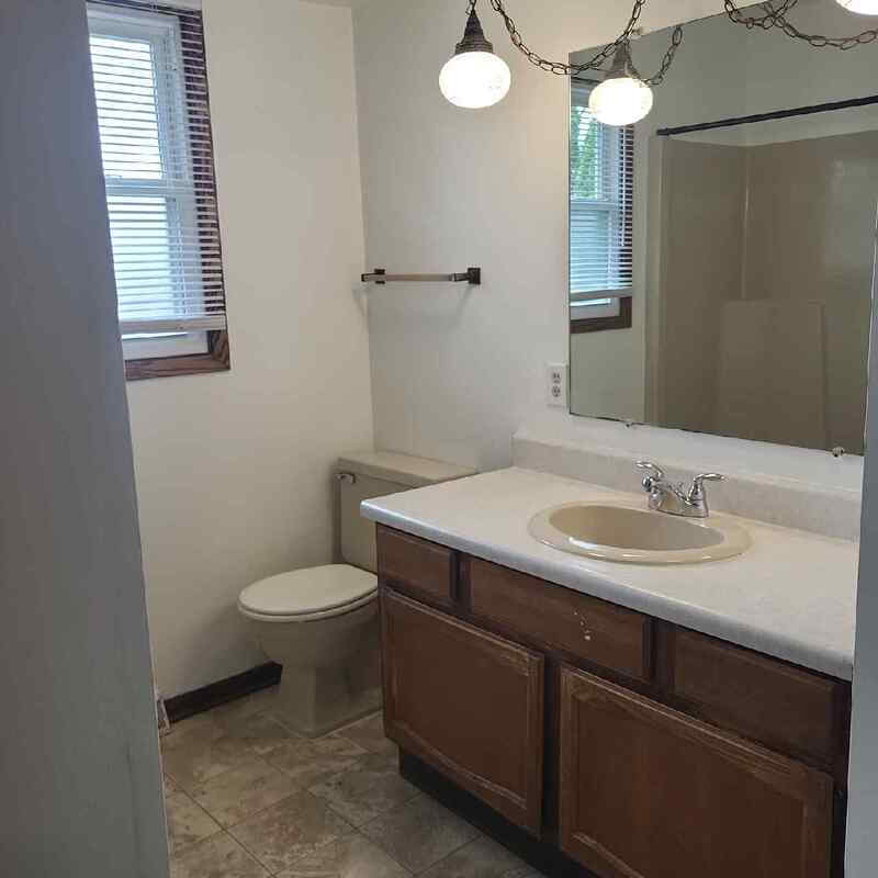 310-312 Westbrook Drive - 312 property image
