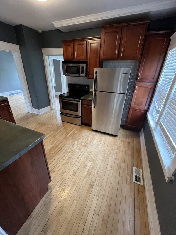 519 Center Lane property image