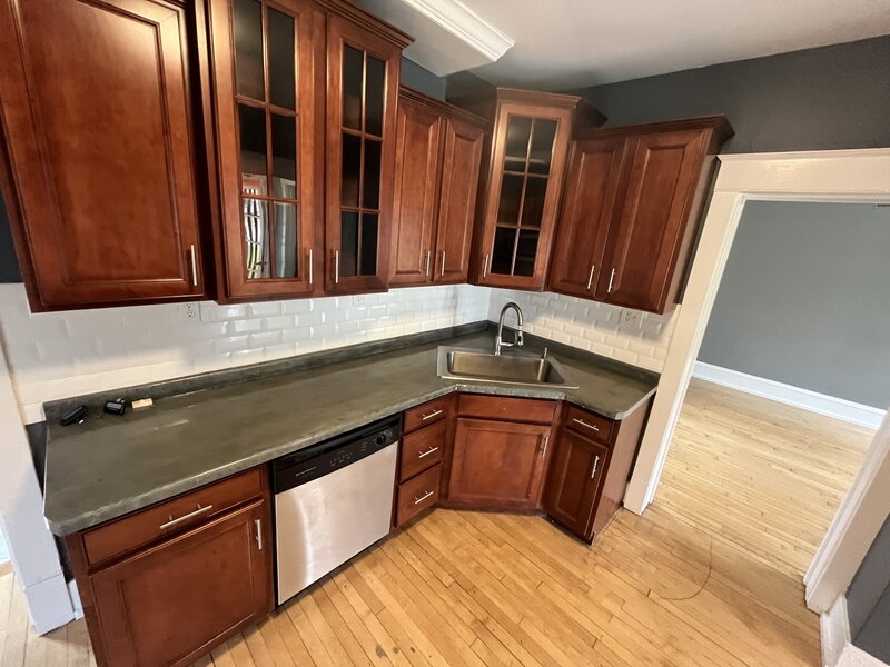 519 Center Lane property image