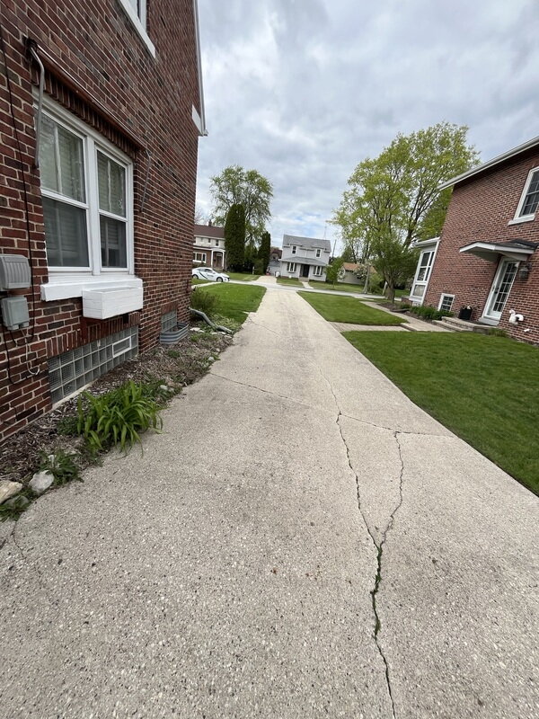 519 Center Lane property image