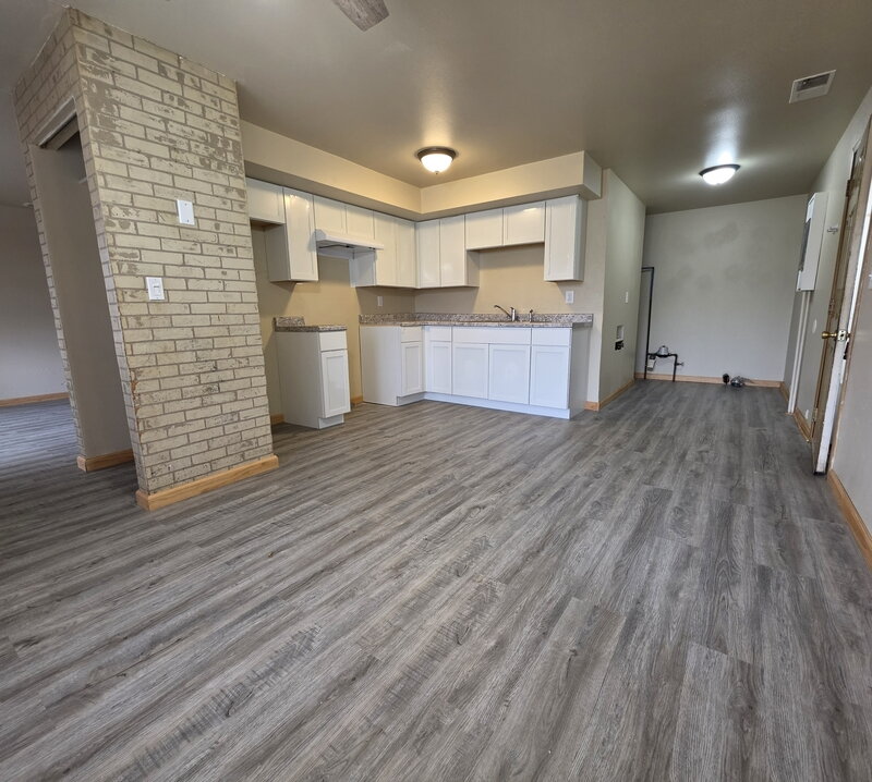 2631 South Telulah Avenue property image